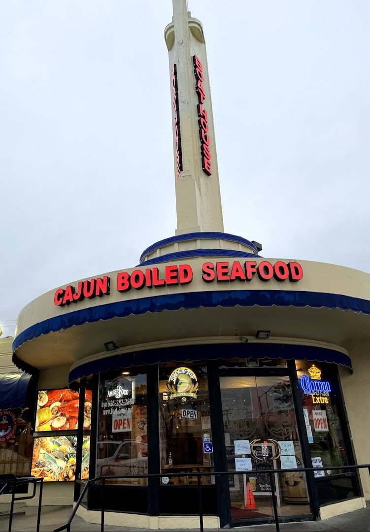 Nautical seafood restaurant interior with casual seating.